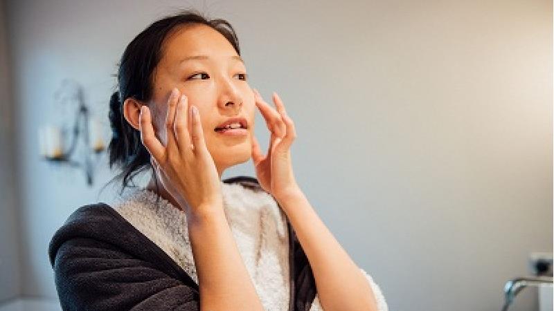 چه کارهایی برای مراقبت از پوست در سرما لازم است