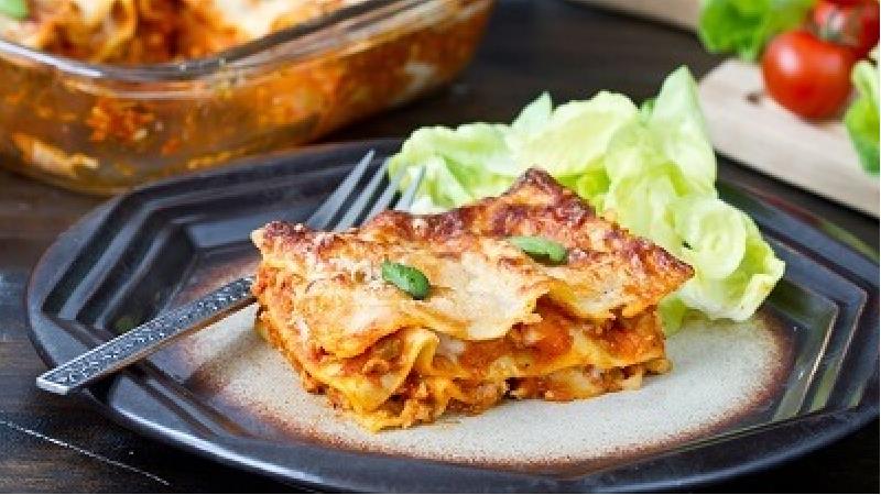 برای لازانیا با مرغ به چه موادی نیاز داریم