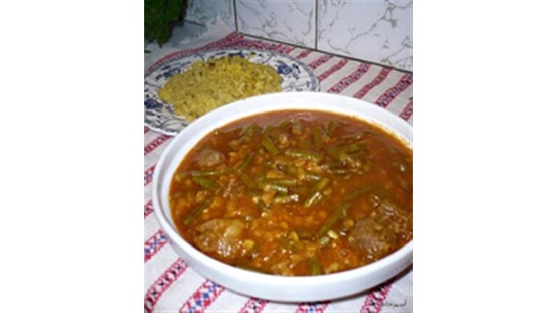 دستور پخت خورش لوبیا سبز را بخوانید