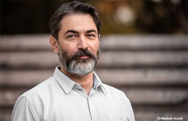 پارسا پیروزفر یکی از سلبریتی های مجرد است