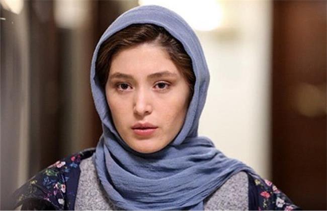 فرشته حسینی از جمله سلبریتی های موفق دهه 90 است