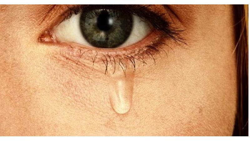 چرا چشم ما دچار آبریزش می شود