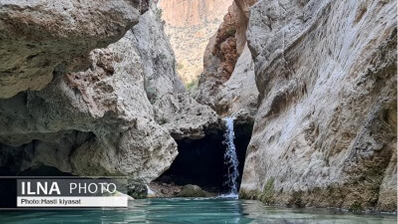 تنهایی به دره رغز داراب سفر نکنید