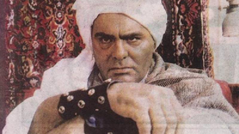 جمشید هاشم پور در نقش زینال بندری