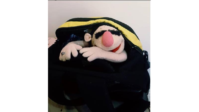 محمد لقمانیان و عروسک لقمه