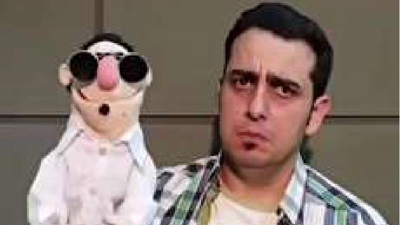 محمد لقمانیان و عروسک لقمه