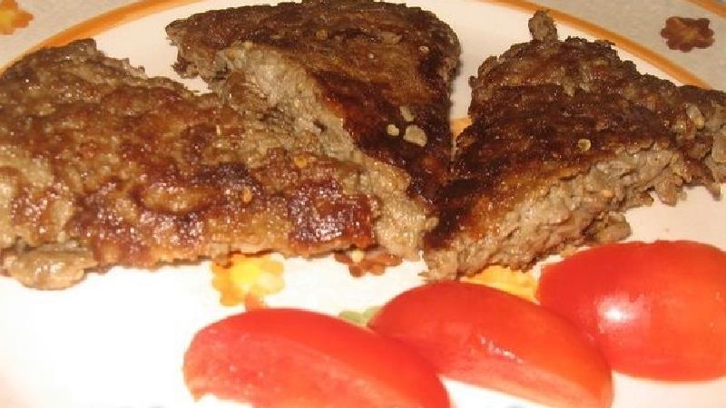 کوکوی بادمجان یک غذای حاضری خوشمزه است