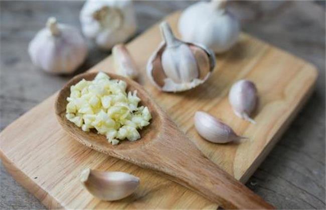 سیر برای تنظیم هورمون های بدن مفید است