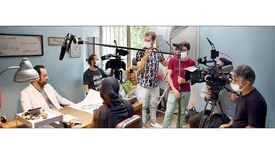 عکسی از پشت صحنه سریال هم سایه