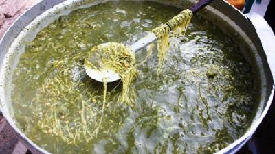 طرز تهیه آش رشته برای نفرات زیاد چگونه است