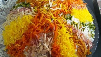 طرز تهیه و دستور پخت شیرین پلوی مجلسی با گوشت و هویج چگونه است