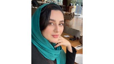 میترا رفیع بازیگر نقش الناز در سریال بی همگان