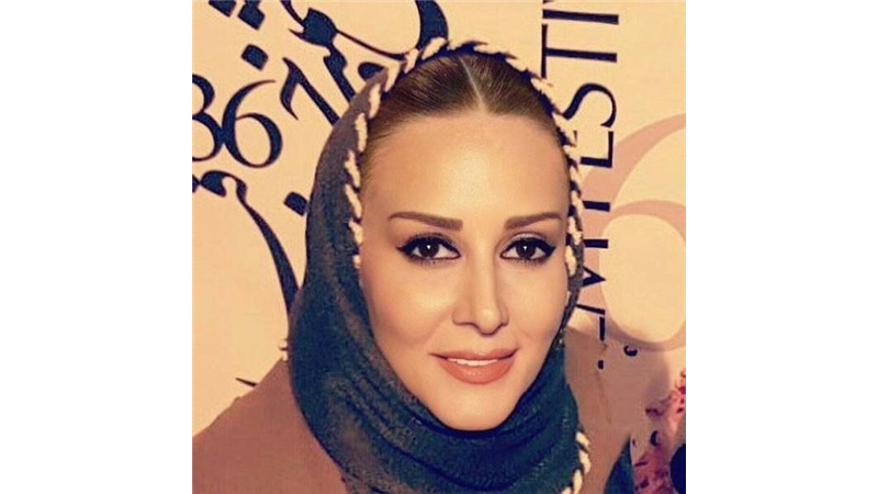 شیوا خسرو مهر با اینکه بسیار جوان است اما دختری دانشگاهی دارد.