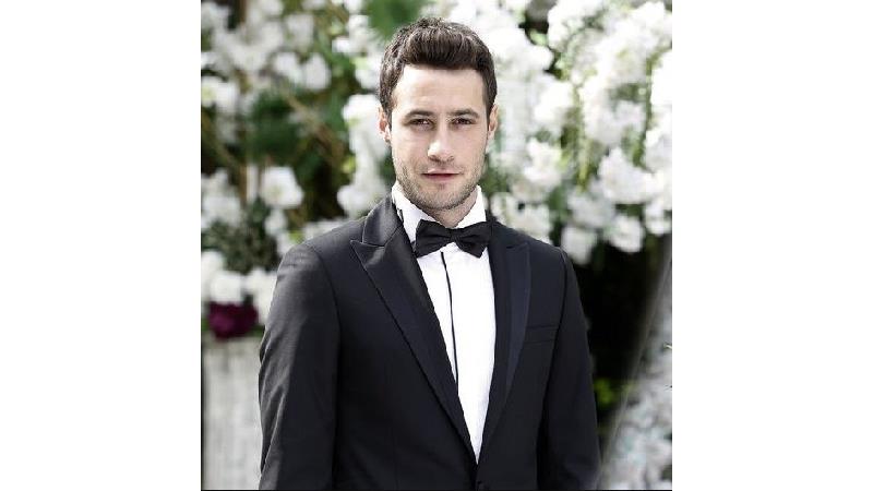 مهمت اوزان در سریال استانبول ظالم نقش جینک را بازی  کرد