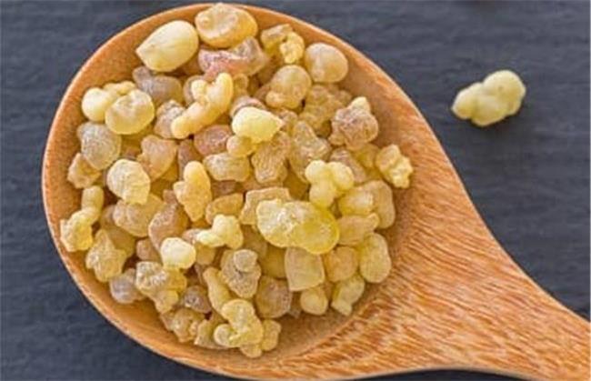 کندر برای تقویت حافظه مفید است