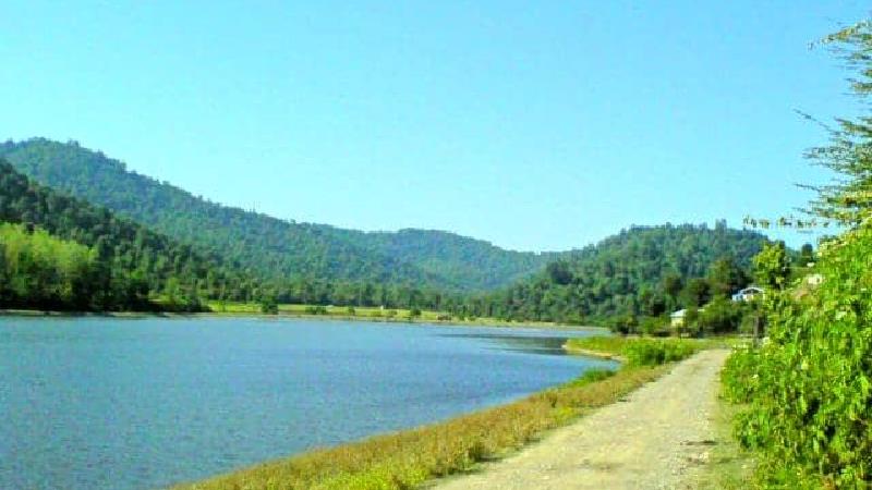 دریاچه سراگاه؛ یکی از جاهای تفریحی تالش