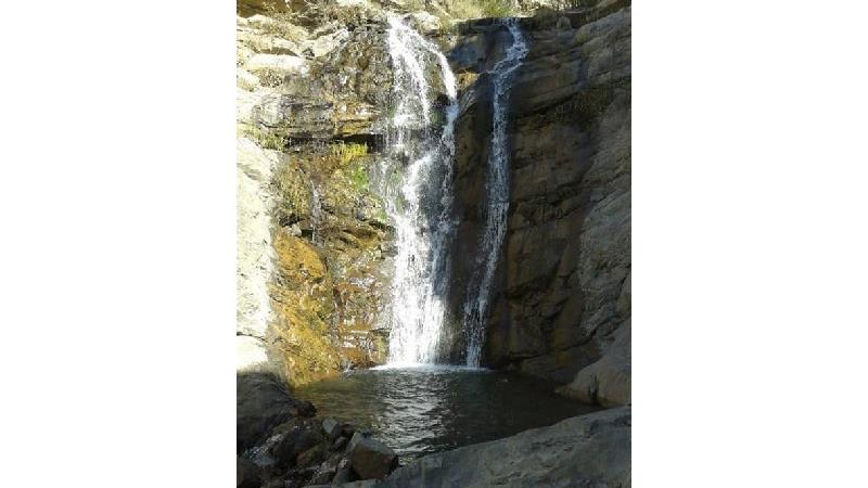 آبشار برگ جهان در لواسان را از نزدیک تماشا کنید