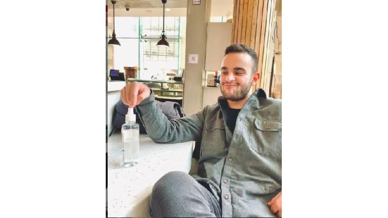 محمد جواد جعفرپور بازیگر نقش وحید در سریال چوب خط