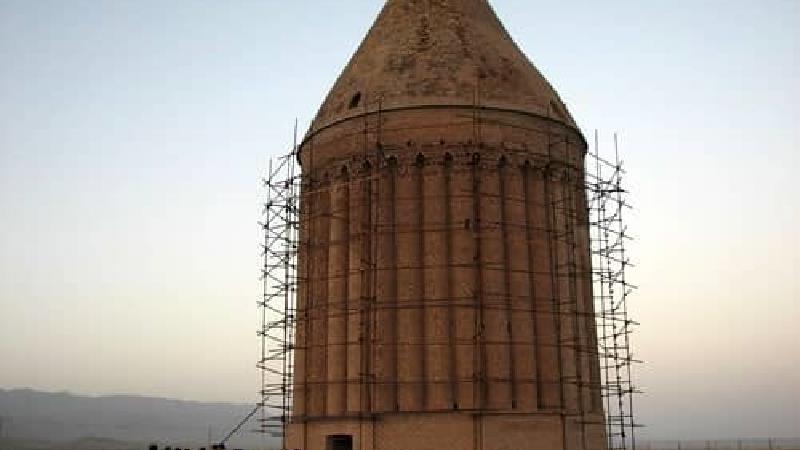 درباره برج رادکان تحقیقات زیادی انجام شده است