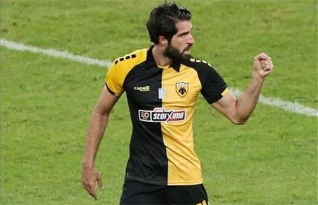 کریم انصاری فرد شانس آقای گلی دارد