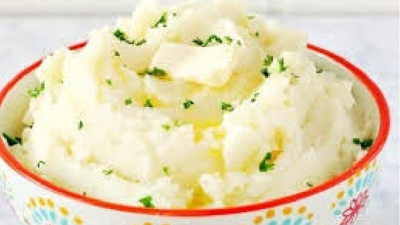 طرز تهیه پوره سیب زمینی چگونه است