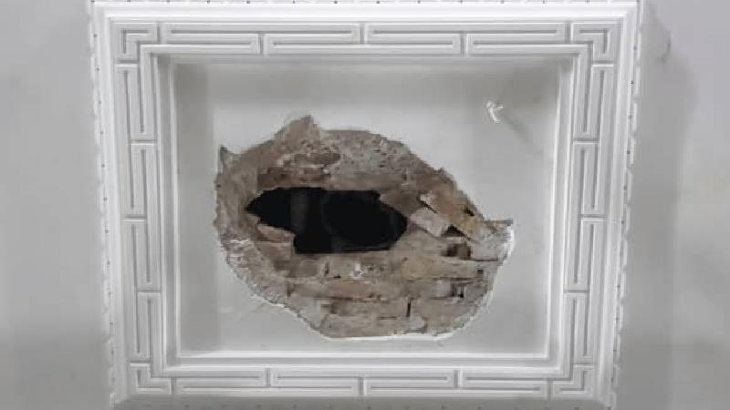 موزه شهاب سنگ نراق کجا است