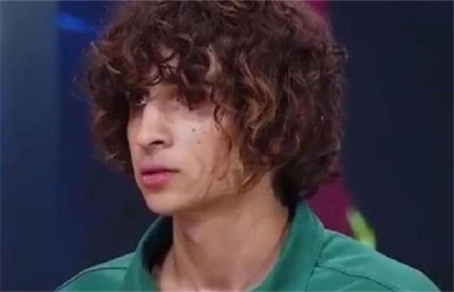 محمد زارع با برنامه عصر جدید به شهرت زیادی رسید