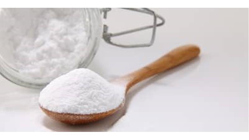 استفاده از جوش شیرین روش طب سنتی برای درمان کف پا