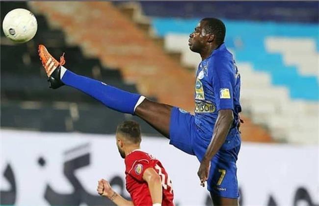 شیخ دیاباته از استقلال می رود یا می ماند