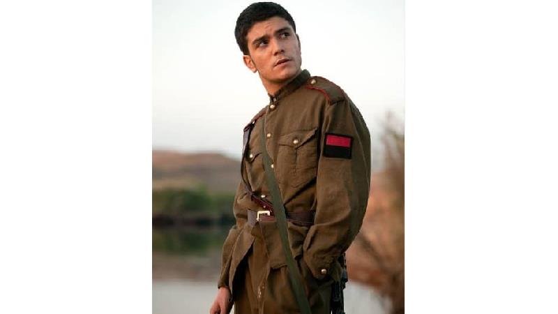 محمد رشنو بازیگر نقش آصف در سریال یاور