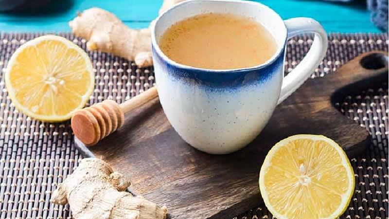 چای زنجبیل با عسل و لیمو برای فصل بهار مناسب است