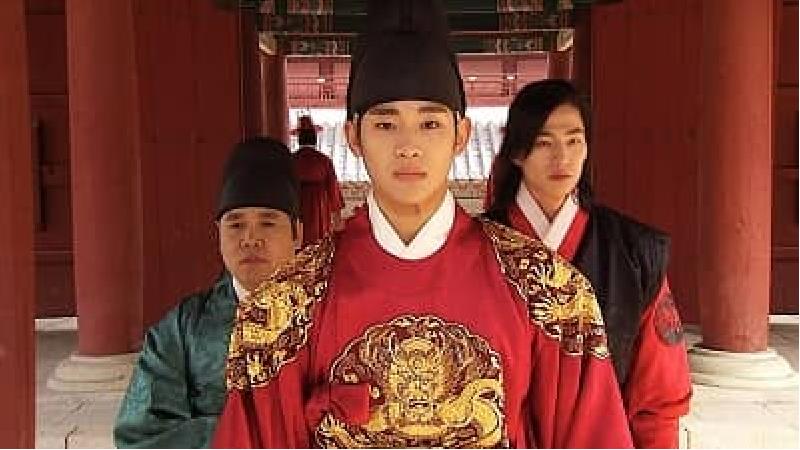 سریال ماه در آغوش خورشید؛ یک کره ای عاشقانه