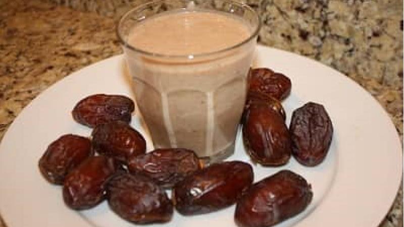 شربت شیر و خرما عطش را رفع می کند