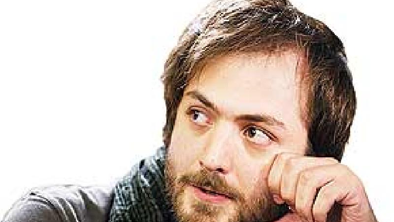 محمدهادی دیباجی بازیگر نقش مهرداد در سریال احضار