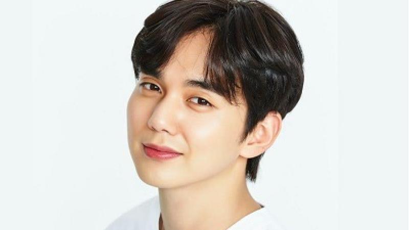 یو سئونگ هو  بازیگر کره ای نقش کانگ بوک سو در سریال قهرمان عجیب من