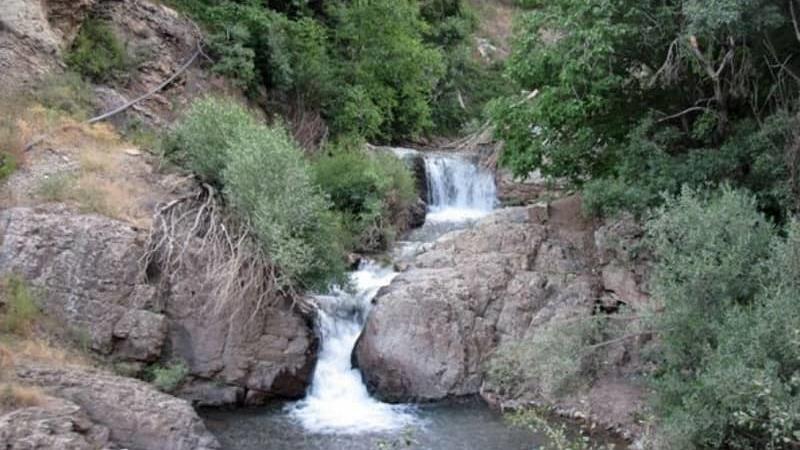 با مسیر رفتن به آبشار کلوگان آشنا شوید