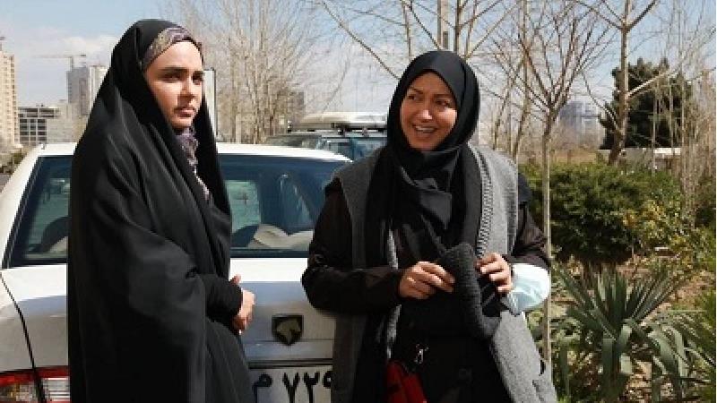 مینو آذرمگین بازیگر نقش زهره در سریال احضار