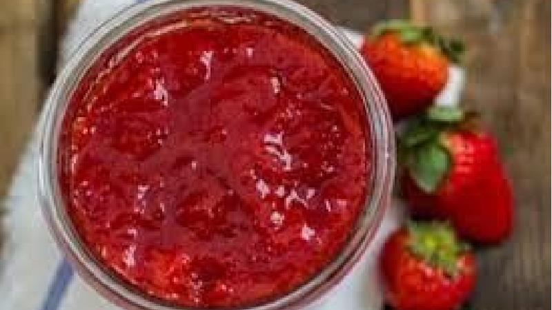 برای تهیه مربای توت فرنگی به چه موادی نیاز داریم