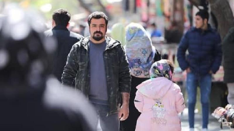 سهند جاهدی بازیگر نقش بهروز در سریال بچه مهندس 4