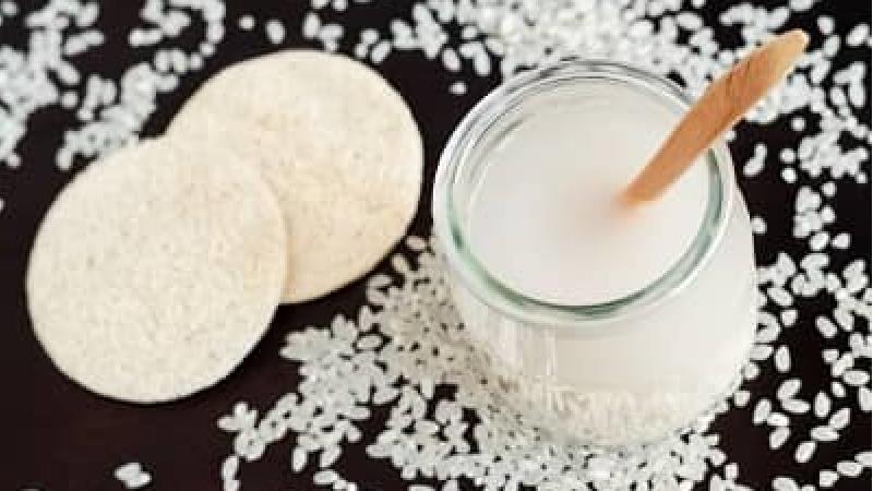 روش درست کردن آب برنج برای مو