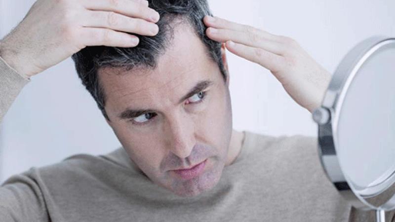 چگونه می توانیم مانع سفید شدن بیشتر موهایمان شویم