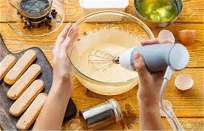 دستور پخت کیک شنی ساده را بخوانید