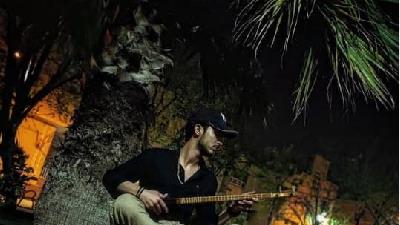 فرحان فرحناک بازیگر نقش نوجوانی شهید شهریاری در سریال صبح آخرین روز