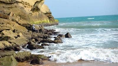 سواحل مکران از کجا شروع می شود و تا کجا ادامه دارد