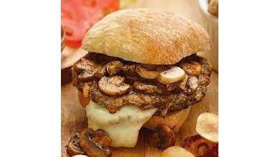 طرز تهیه قارچ برگر خانگی چگونه است