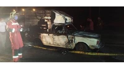 مادر و کودک در آتش سوزی پیکان وانت فوت شدند