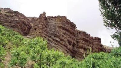 با جاهای دیدنی و تاریخی روستای برغان آشنا شوید