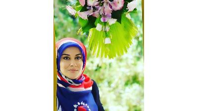  آشا محرابی بازیگر نقش فرح در سریال کلبه ای در مه