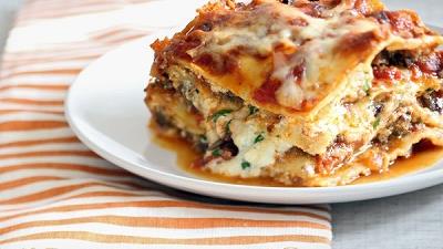 طرز تهیه لازانیای خوشمزه را بخوانید