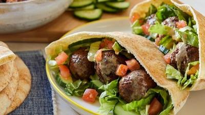 چه کار کنیم که فلافل لبنانی ترد و خوشمزه شود